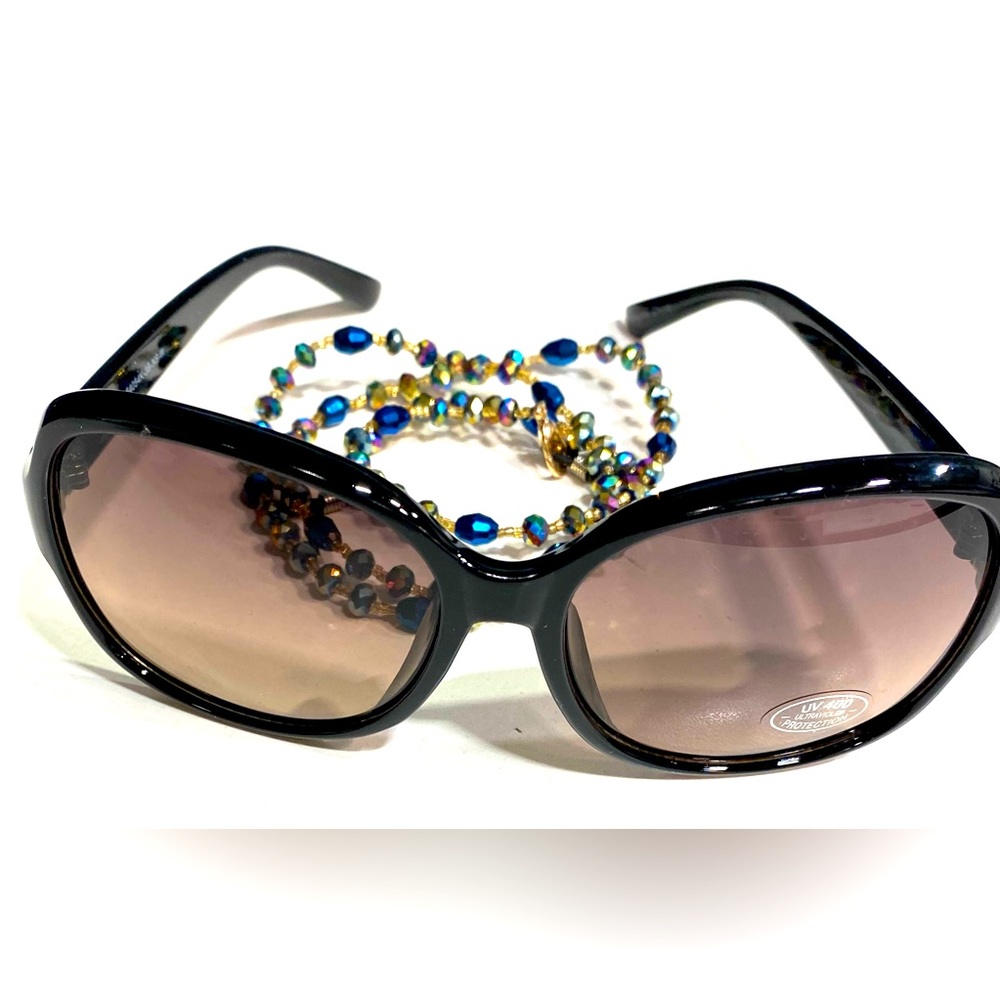 NWOT‼️ Don’t Lose Your Glasses! Iridescent Glasses Holders 12 in length Handmade - Picture 1 of 7